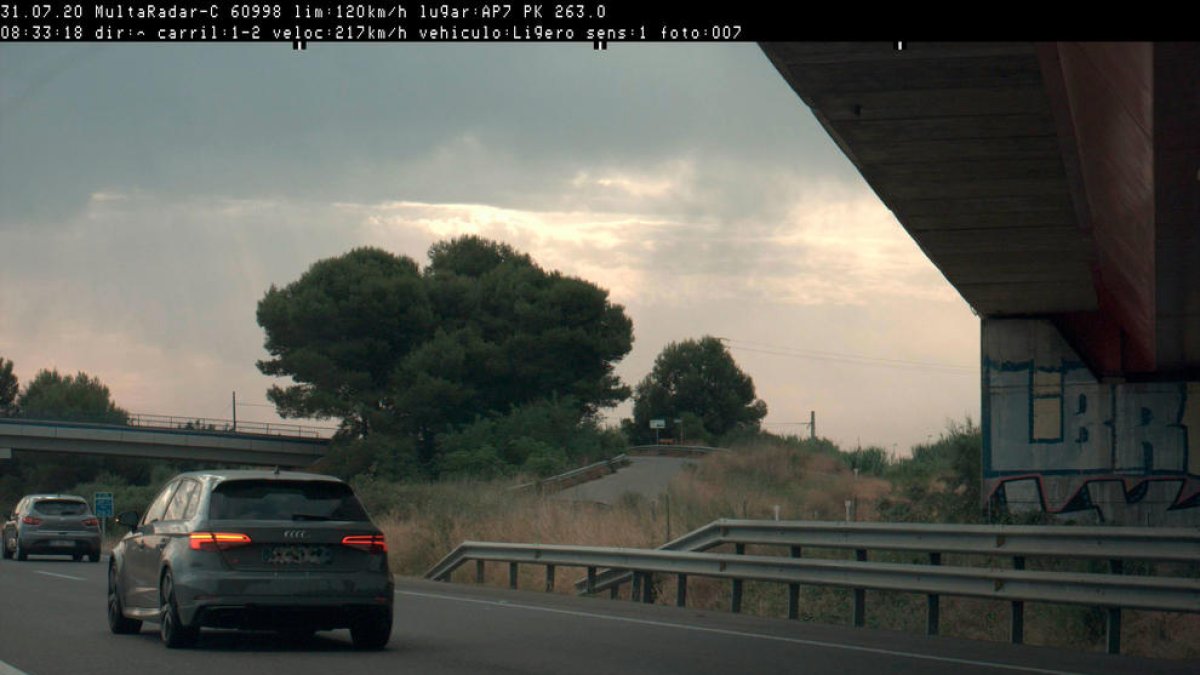 Detenido un conductor francés para circular a 217 km/h al AP-7 en Cambrils