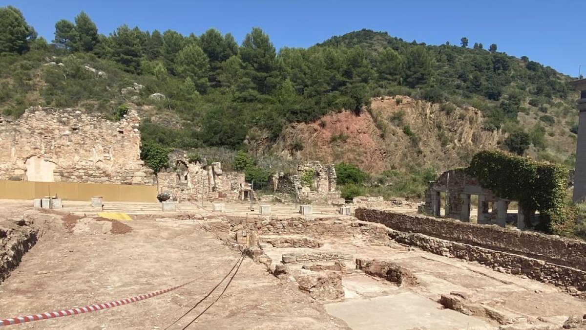 Salen a la luz tres capillas y dos celdas en el subsuelo de la Cartoixa d'Escaladei