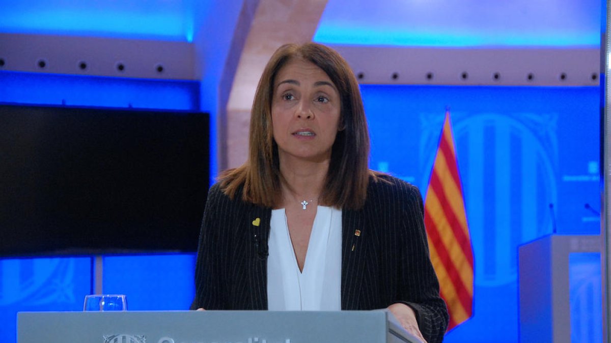 El Gobierno inicia un proceso de contratación de 70 profesionales para reforzar las residencias de personas mayores