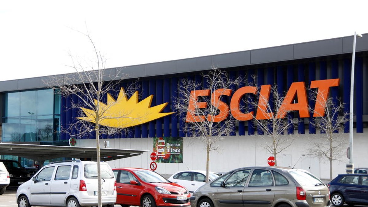 Els supermercats Bon Preu tancaran els diumenges a partir del 5 d'abril per donar descans al personal