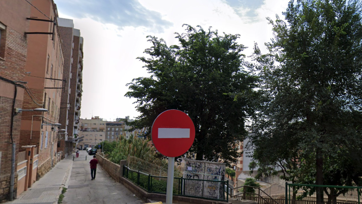 S'enfronta a 2 anys de presó per intentar robar la bossa de mà a una dona a Tarragona