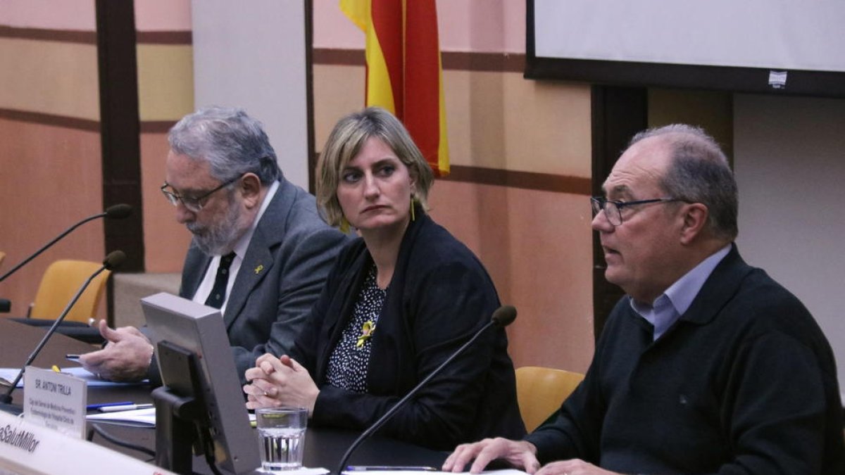 Salud llamamiento a la tranquilidad ante las bajas en el Mobile por|para el coronavirus: «El sistema está absolutamente preparado»