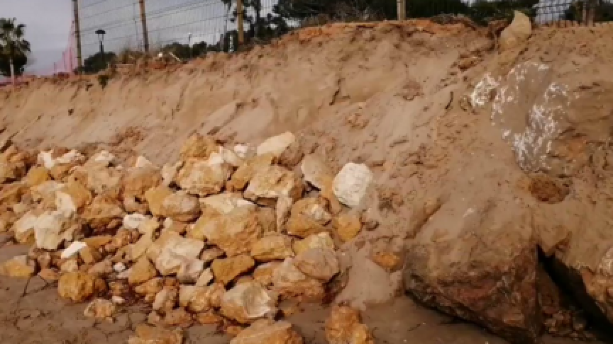 Costes expedienta el càmping Las Palmeras per fer un mur d'urgència