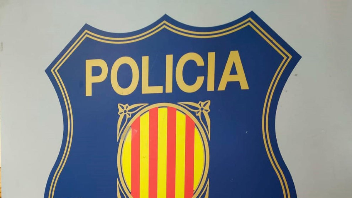 Detenido después de haber intentado atracar un banco de Tarragona con un arma de fuego simulada