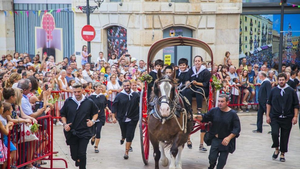 Els Portants de l'Aigua  marcaran la ruta amb una escultura de Sant Magí