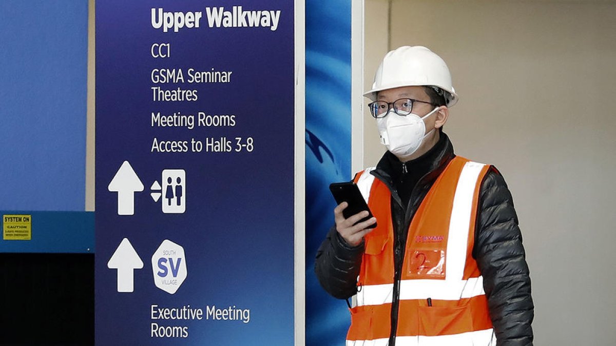 Un estudi descobreix que el coronavirus pot incubar fins a 24 dies, i no 14 com es creia