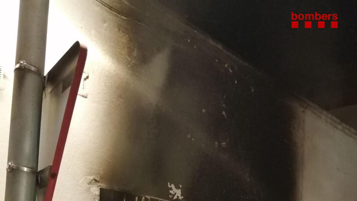 Incendi de matinada d'una casa abandonada de Bonavista