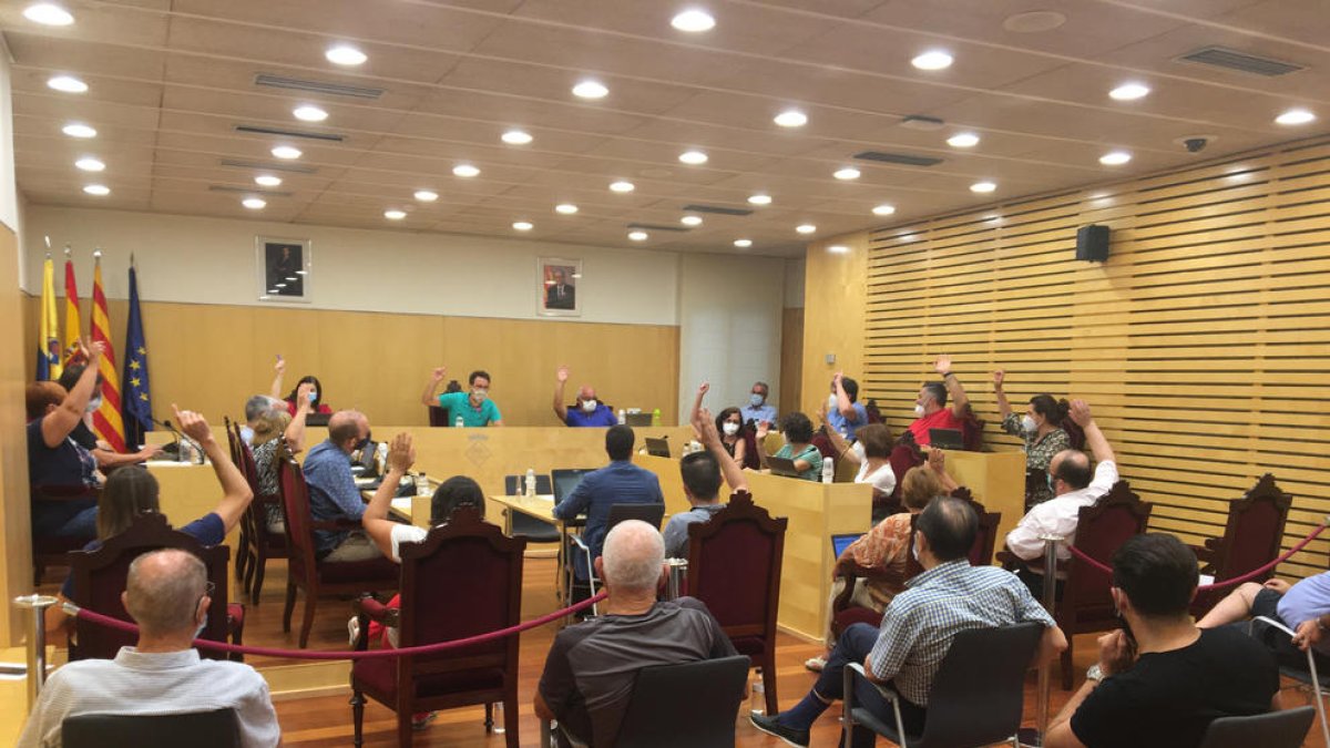 El plenari de Vila-seca aprova destinar més d'un milió d'euros en subvencions de caire social i econòmic