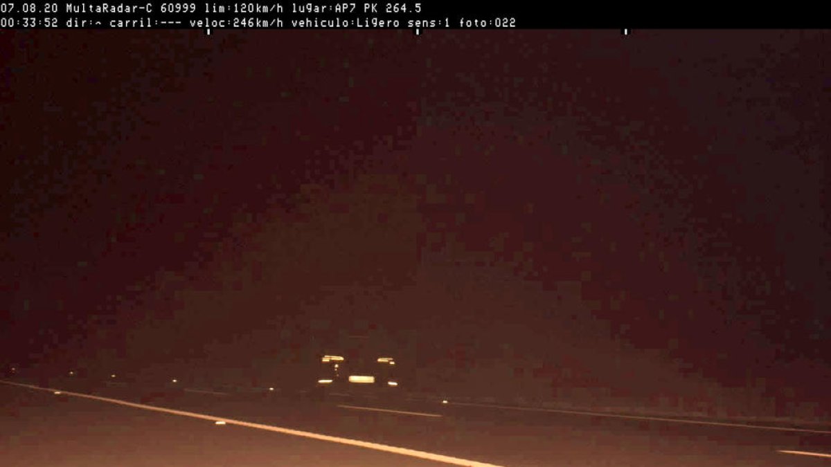 Detenido un conductor al AP-7 que circulaba a 246 km/h al término de Cambrils