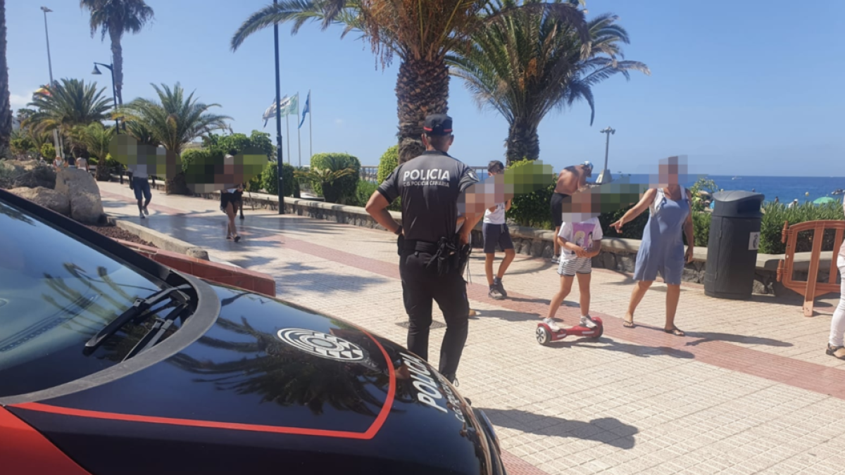 Desmantellen una festa il·legal a Tenerife amb 78 persones sense protecció