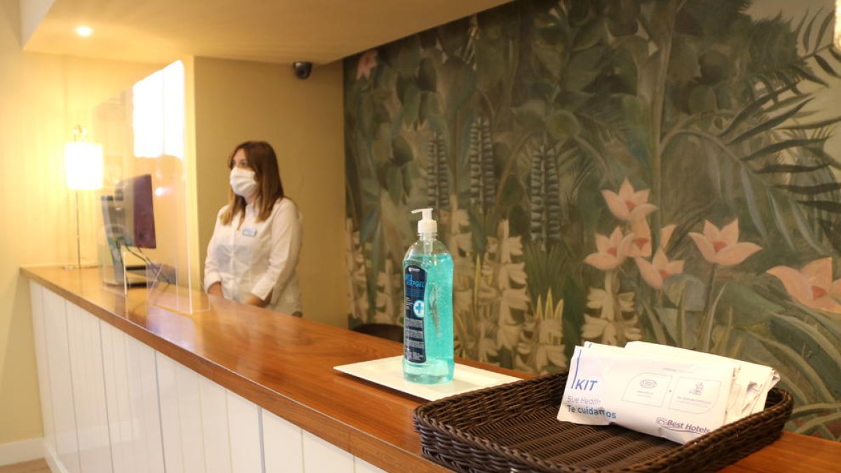 Abre en el Pinar el primer hotel turístico de la Costa Daurada con incertidumbre y nuevos protocolos