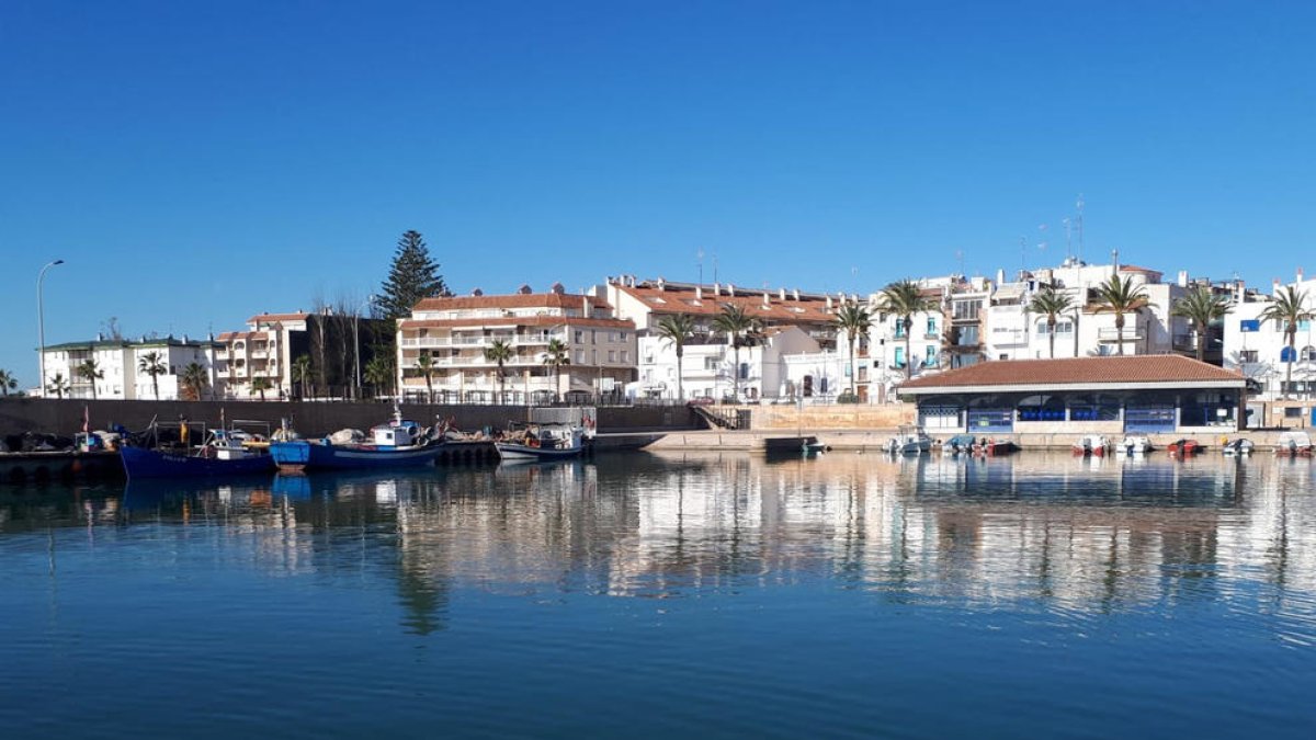 Ports invierte 216.000 euros para mejorar las dársenas pesqueras en los puertos de las Casas de Alcanar y Deltebre