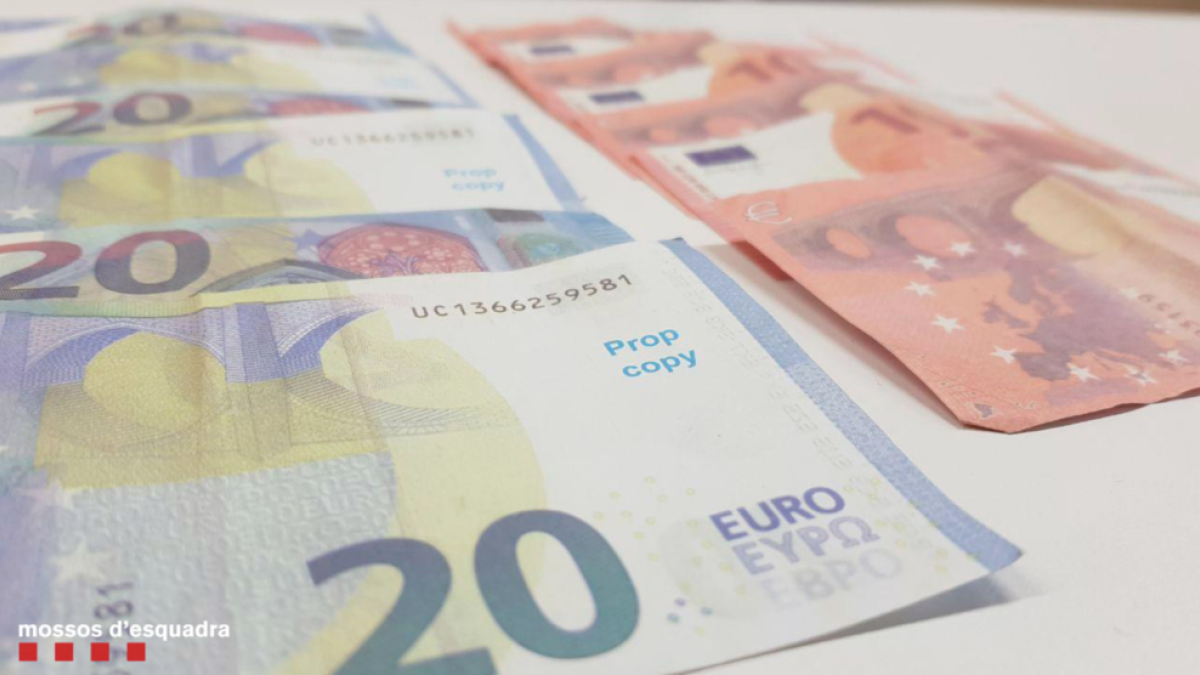 Paren a un conductor amb la ITV caducada a la Pobla de Mafumet i troben 220 euros falsos