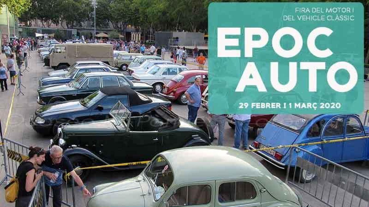 Epocauto calienta motores con una concentración de vehículos clásicos en la Plaça de la Llibertat