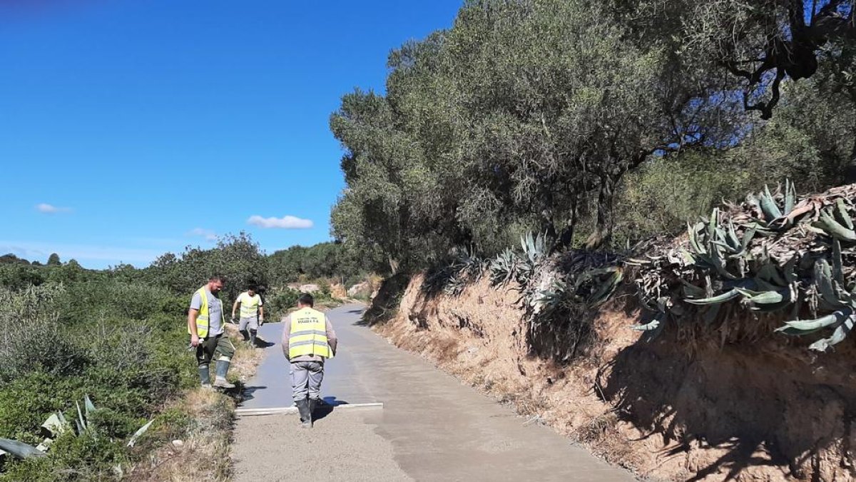 Comencen les obres d'arranjament del camí del Mig a Reus