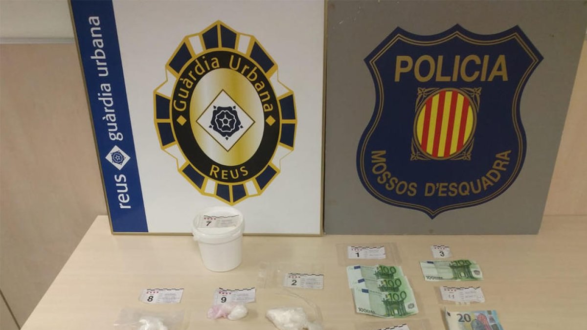 Els Mossos i la Guàrdia Urbana de Reus desmantellen un punt de venda de droga al carrer Muralla