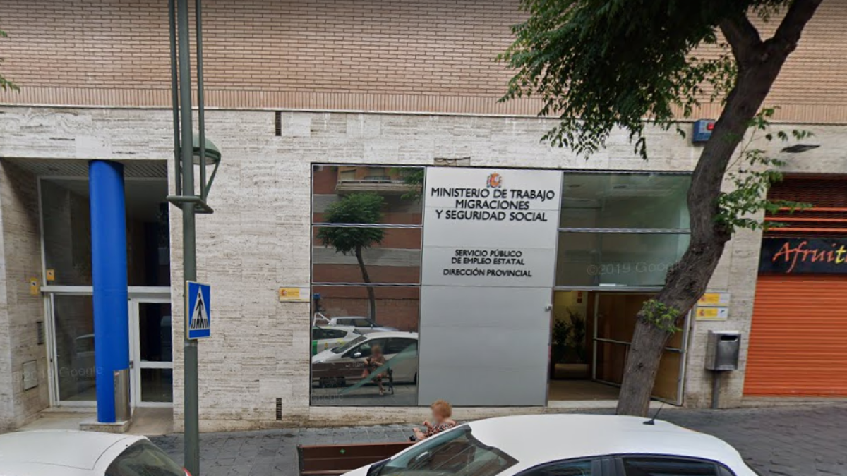 Hay personas que vuelven a trabajar y todavía no han percibido l'ERTO