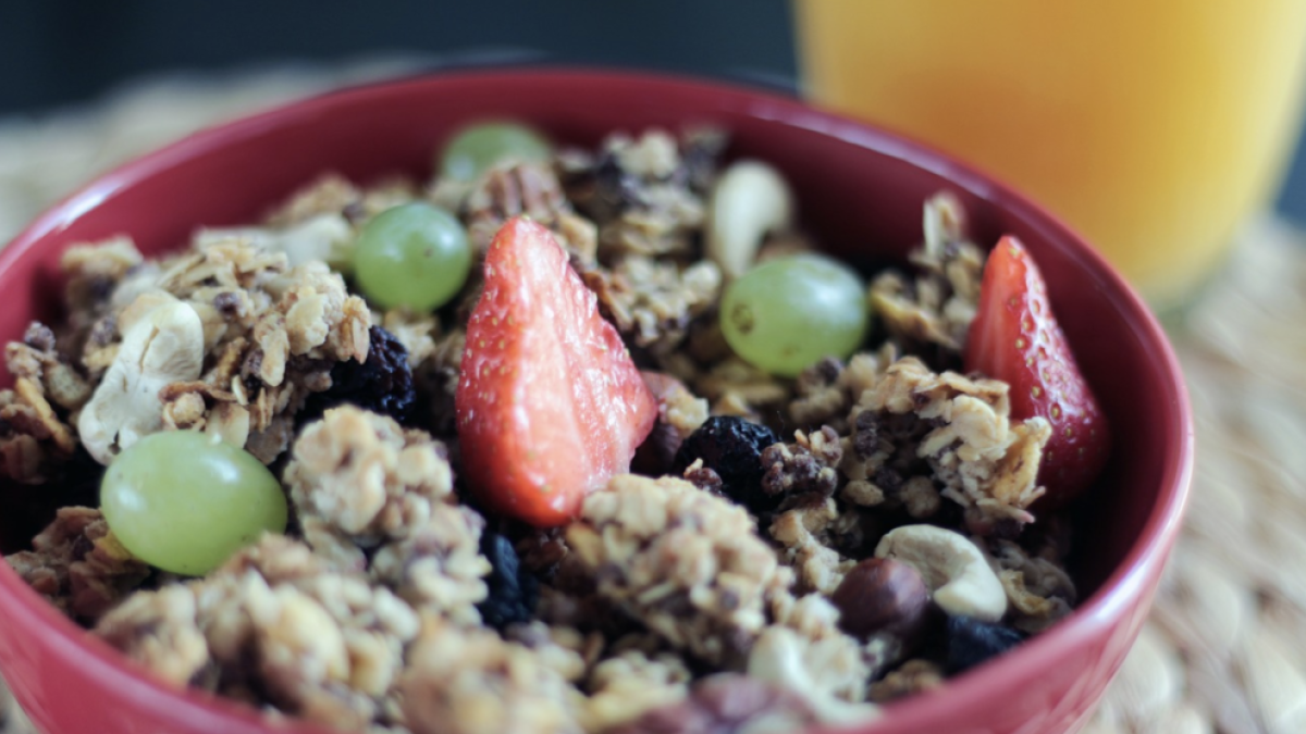 Alerta sanitaria por|para un musli con frutas que contiene rastros|mañas de cacahuetes