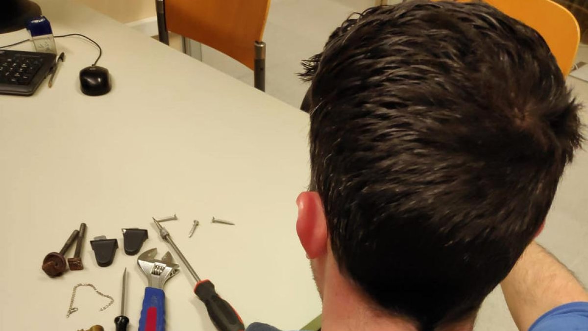 Detenida una pareja de Salou por varios robos con fuerza en la localidad