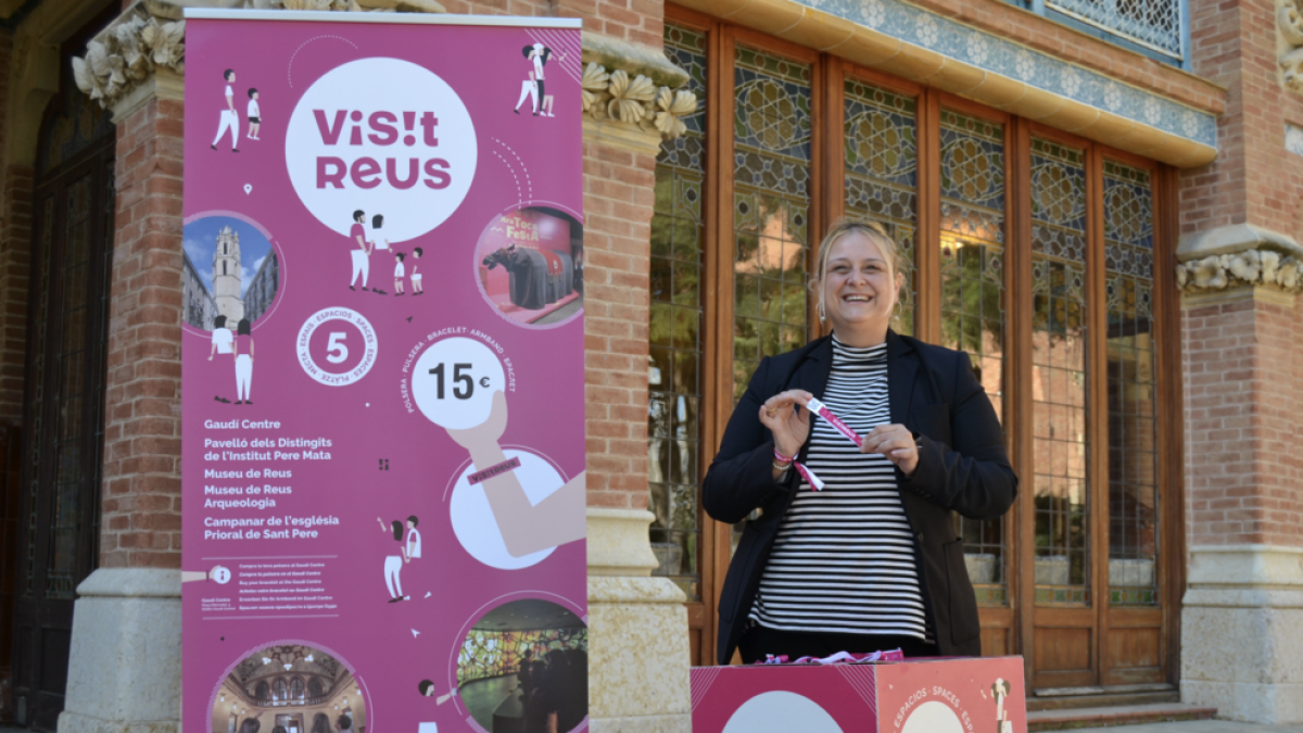 Reus presenta nova imatge i més avantatges de la polsera turística 'Visit Reus'