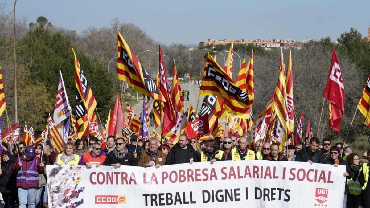 Els sindicats amenacen amb més vagues si el sector petroquímic no millora la seguretat