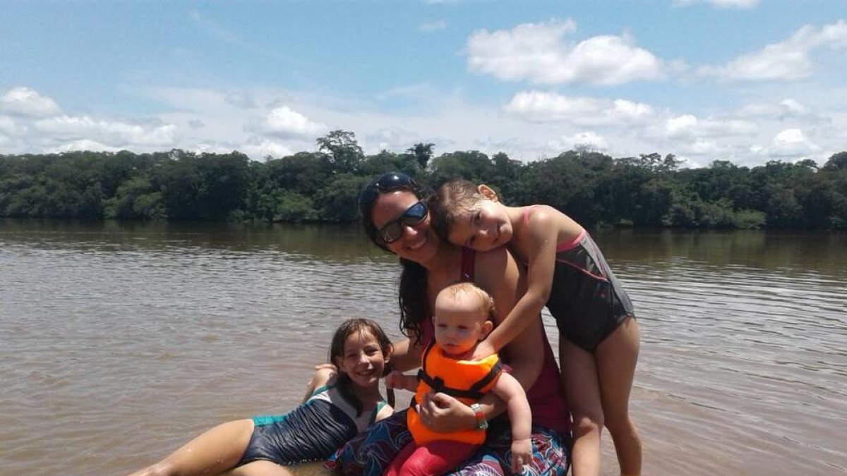 «Estava al jardí de casa amb les nenes i va aparèixer un elefant»