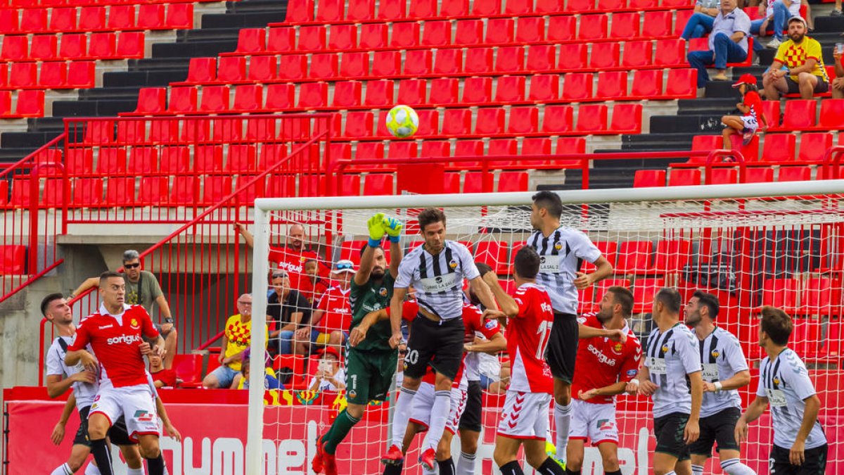 El Castellón sólo ha perdido un partido de los doce que ha jugado en casa