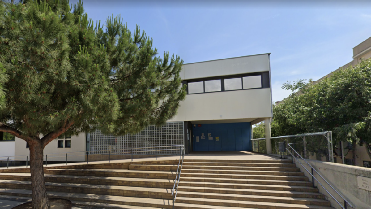 Tanquen preventivament dues escoles de Mataró per la sospita de dos contagis per covid-19