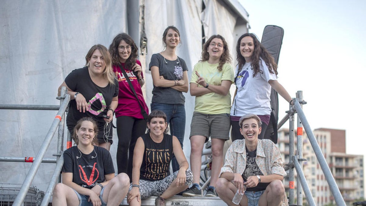 Ropa Extendida: «Que vengan chicas adolescentes a decirnos que han formado un grupo de música nos anima a seguir»