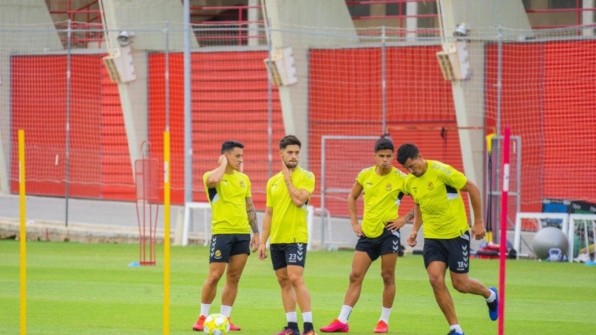 El Nàstic se lanza a por un extremo sub-23 para perfilar su delantera