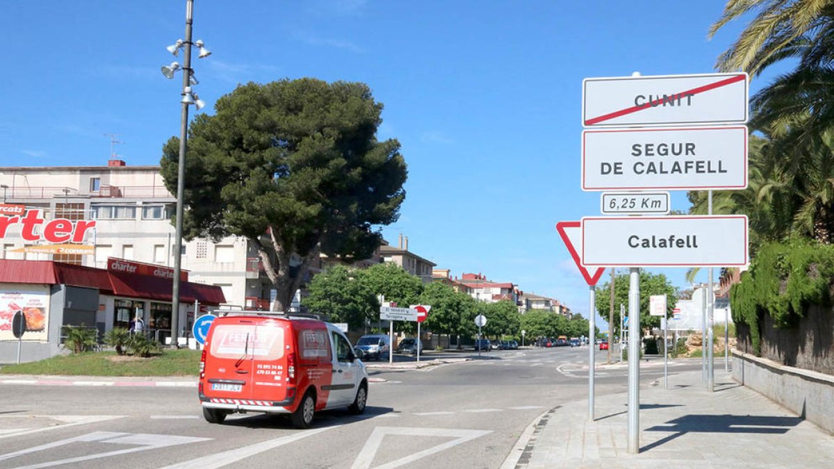 L'alcaldessa de Cunit alerta del «caos» que poden patir aquest cap de setmana per les segones residències