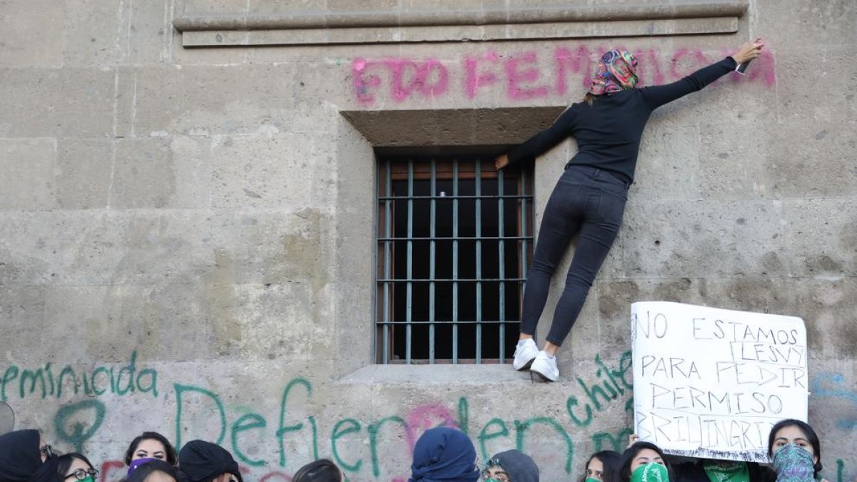 El discurso viral de una madre mexicana que exige justicia por|para el asesinato de su hija