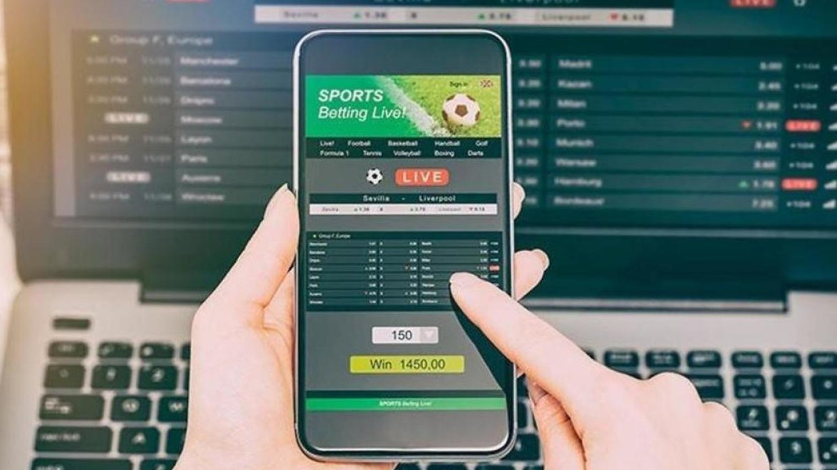 FACUA adverteix que no prohibir la publicitat de cases d'apostes incompliria l'acord de Govern