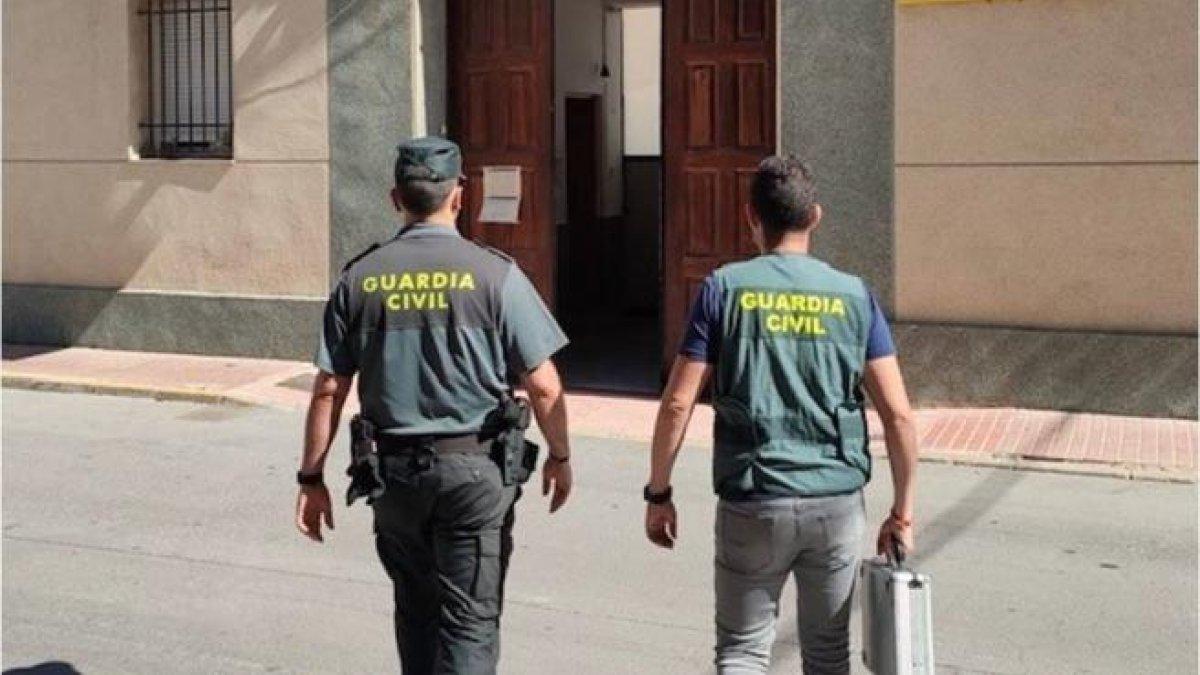 Detingut per robar més de 16.000 euros en fruita a una empresa hortofrutícula de Coix