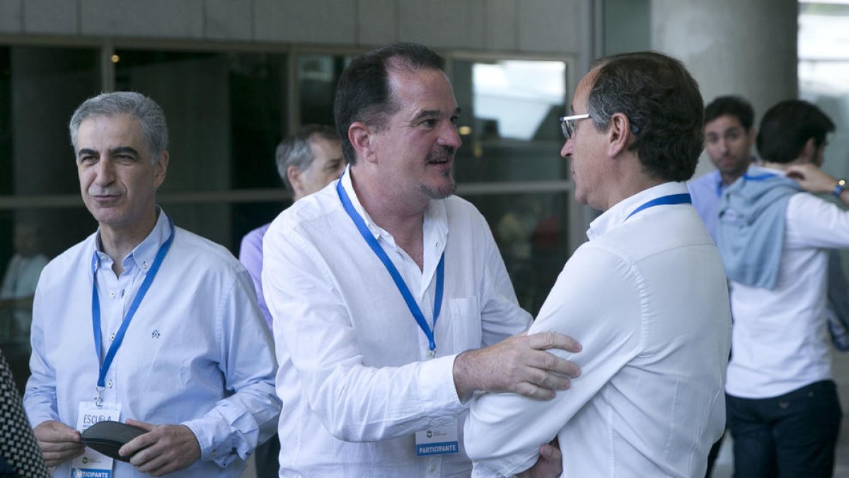 Alfonso Alonso dimite como presidente del PP vasco después de que el partido haya nombrado Iturgaiz como cabeza de lista