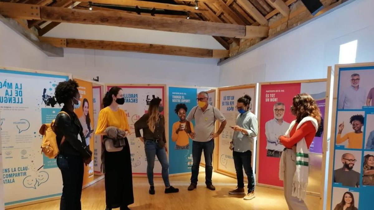 La modalidad virtual del Voluntariat per la llengua en Reus crece durante la pandemia