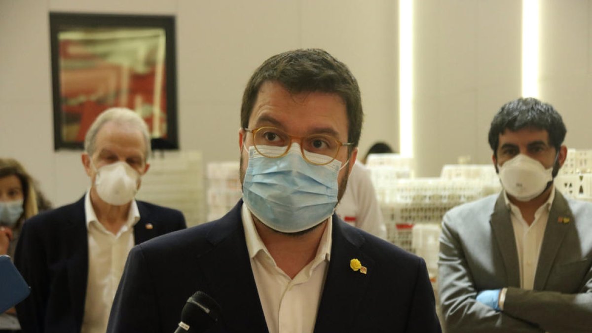 vicepresident Pere Aragonès i el conseller Chakir El Homrani