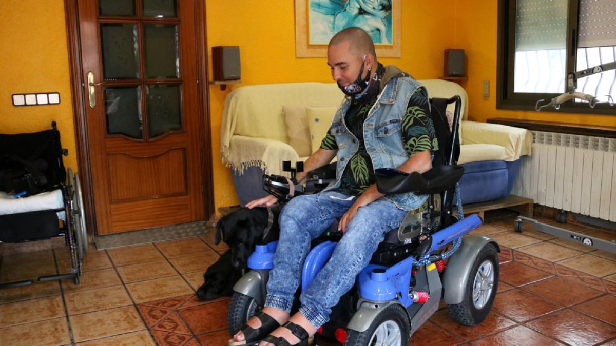 Un veí de Calafell, pendent que es jutgi l'accident laboral que el va deixar tetraplègic fa 14 anys