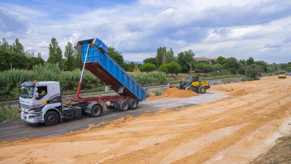 Salou construeix el nou aparcament de 224 places al carrer Joan Fuster