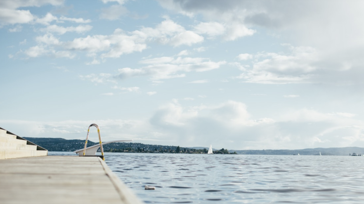 Denunciadas dos personas por una fiesta en una piscina comunitaria de Gran Canaria