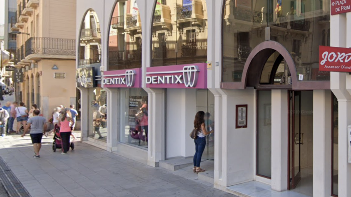 El Consejo Comarcal del Bajo Campo mujer ayuda a los afectados por|para la quiebra|bancarrota de Dentix