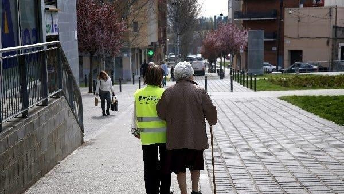 Recomiendan que los enfermos de Alzheimer vayan siempre acompañados para evitar desorientaciones