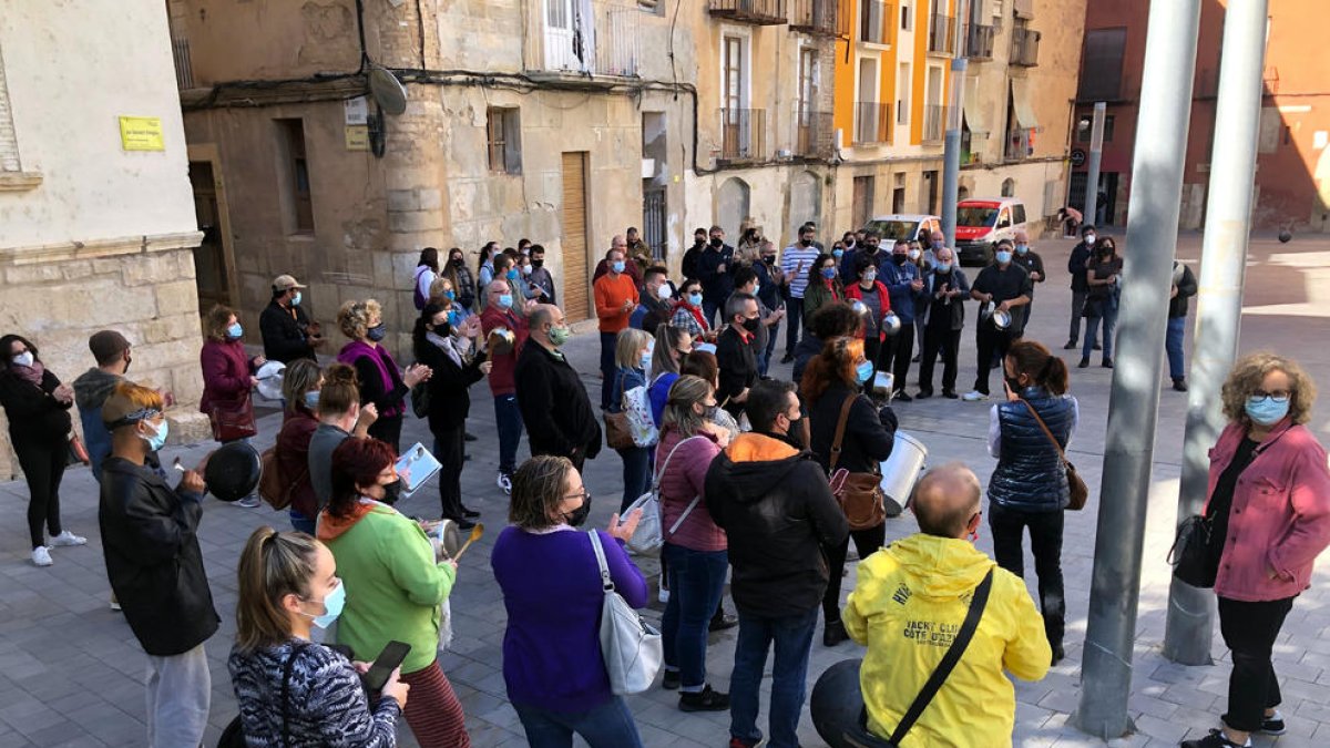 Els restauradors de Tarragona i l'Ebre es resignen, «indignats», a oferir menjar a domicili