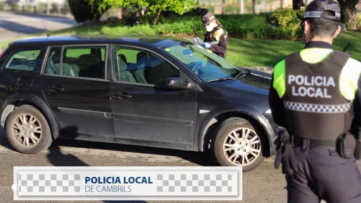 La Policia Local de Cambrils denuncia quatre persones per conduir sota els efectes d'alcohol o drogues