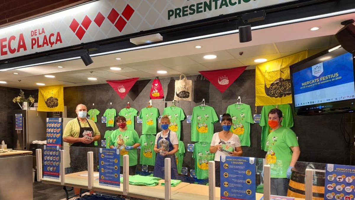El merchandising de Santa Tecla ya está en venta