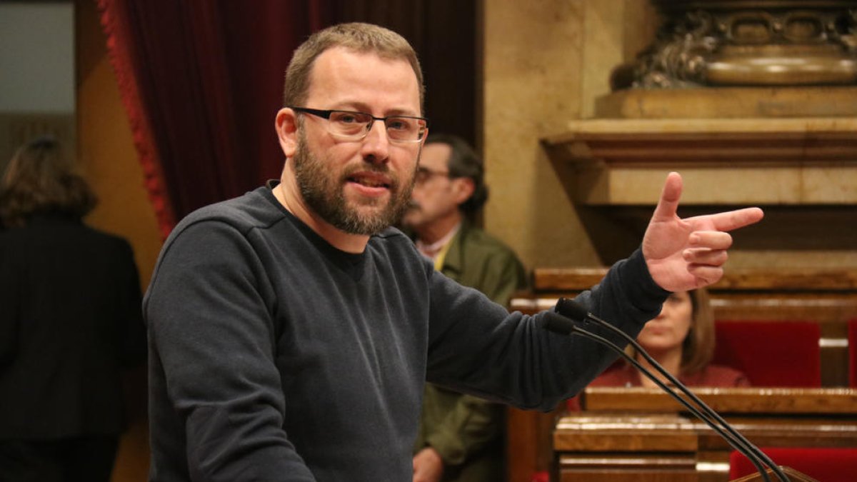 La CUP insta al Gobierno a «llevar al límite» las pautas de la OMS