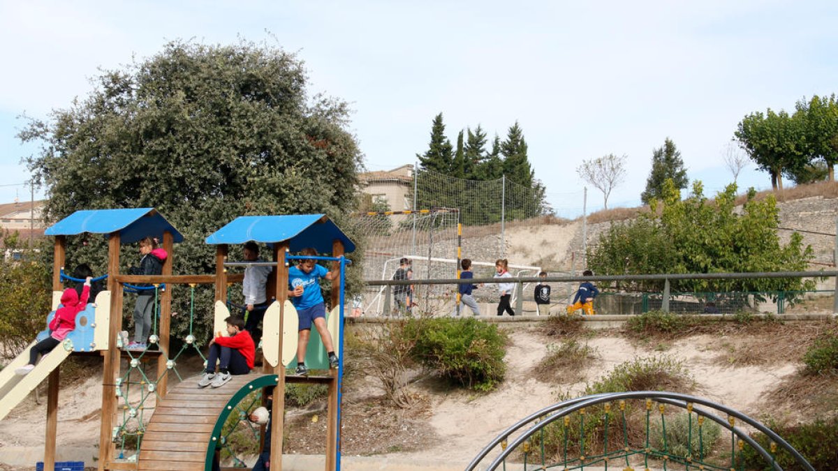Degoteig d'altes de famílies als padrons i escoles de la Conca de Barberà