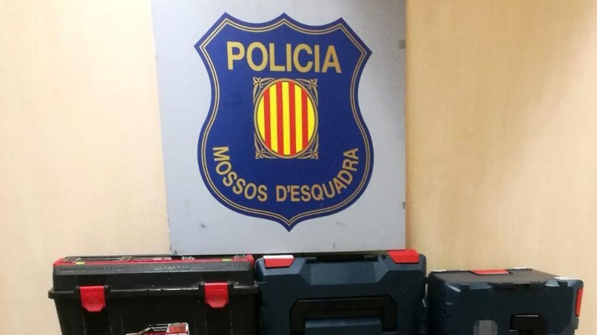 Detenido después de robar herramientas de dentro de un vehículo en el polígono AgroReus