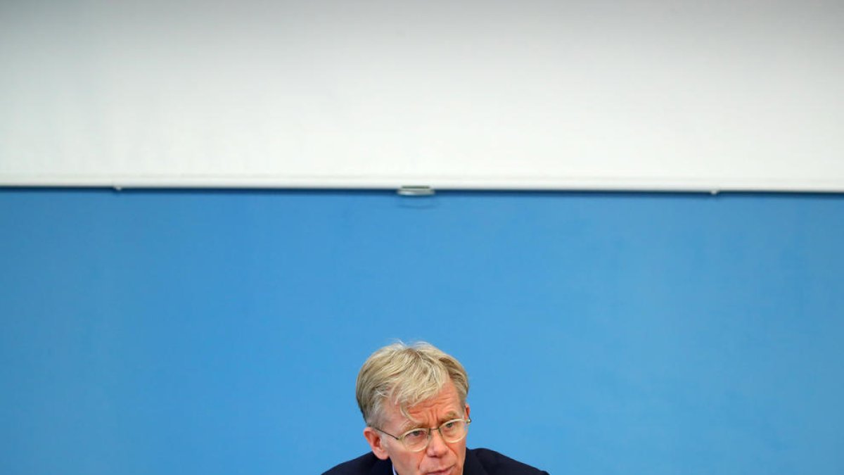 L'OMS veu «evidències» que la pandèmia a Espanya «clarament s'està alentit»