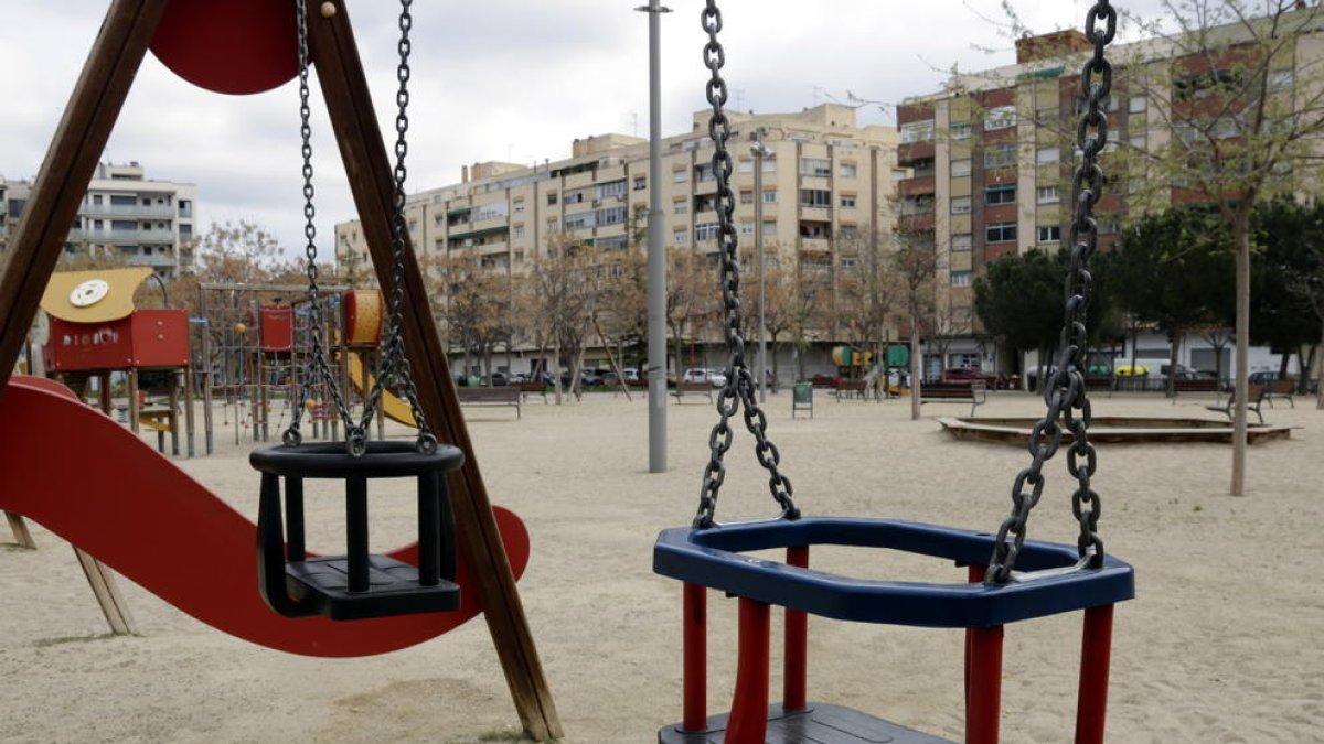 La Asociación Española de Pediatría propone que los niños puedan salir con «garantías»